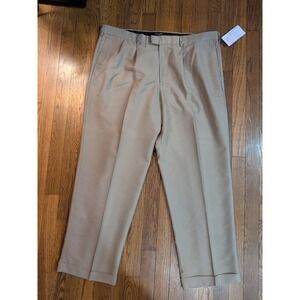EUC Levis Dockers Mens Straight Leg 40x30 Pleat Front Khaki Tan Cuffed Pants